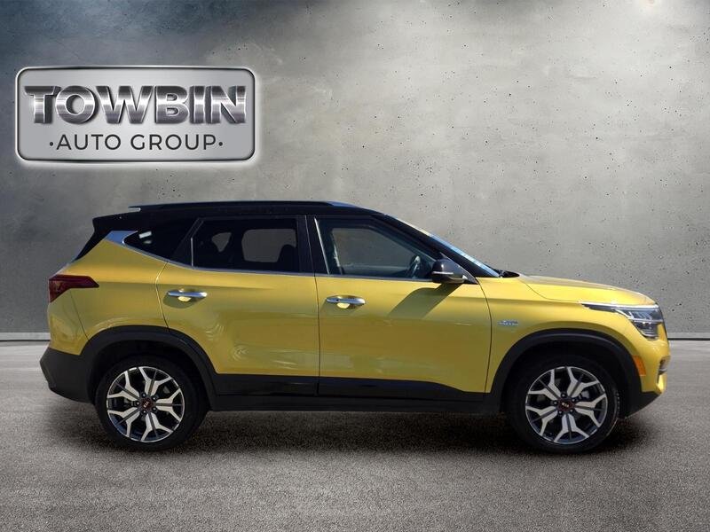 Used 2021 Yellow Kia SX image 3