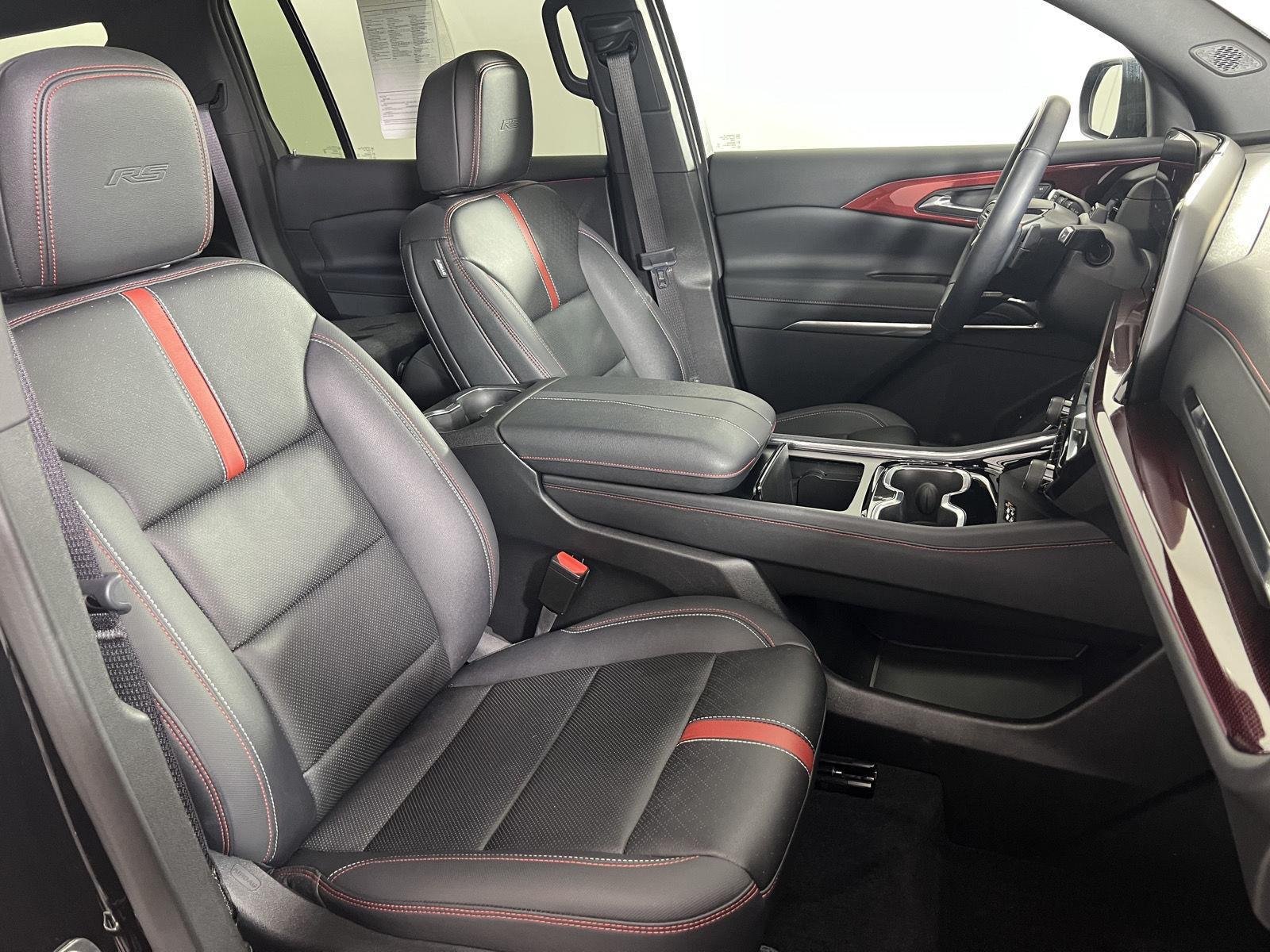 Used 2024 Mosaic Black Metallic Chevrolet AWD RS image 27