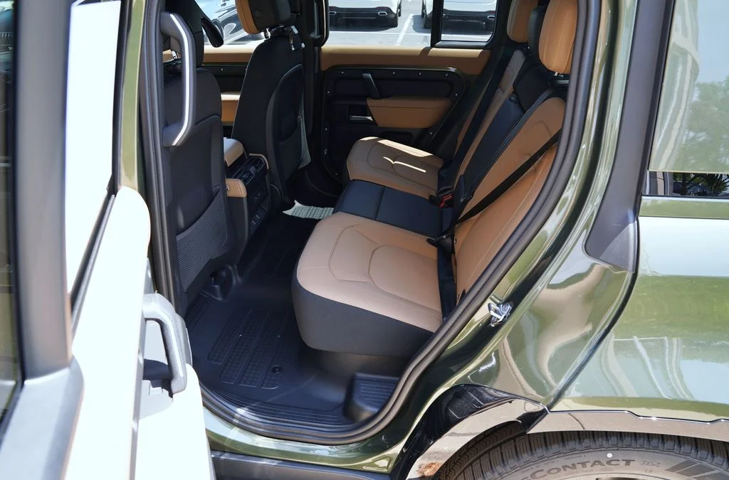 New 2026 Woolstone Green Land Rover X image 35