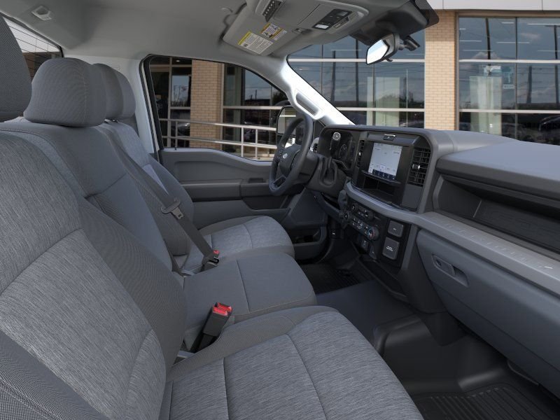 2025 Ford F-550 Super Duty Chassis Cab XL - Photo 11