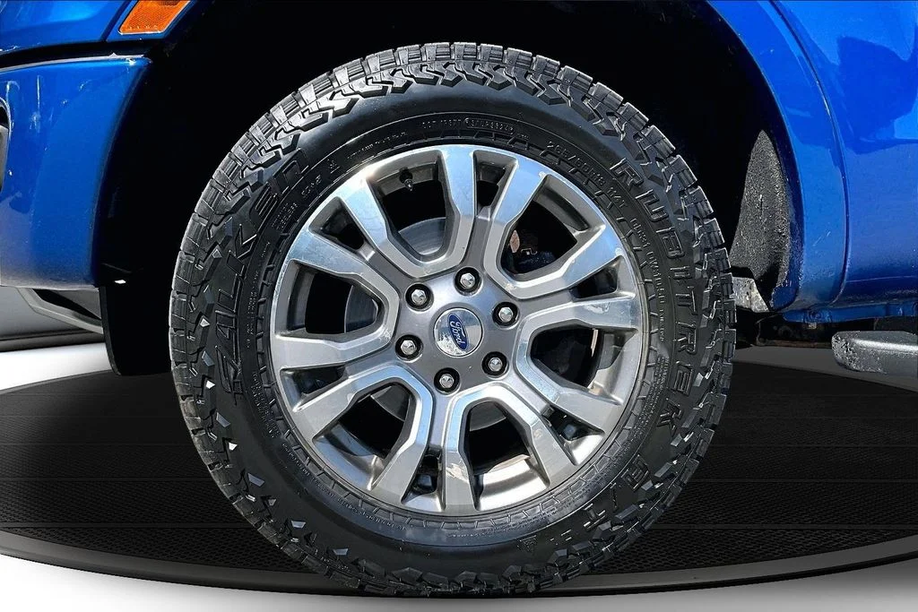 Certified Used 2019 Blue Ford Lariat image 35