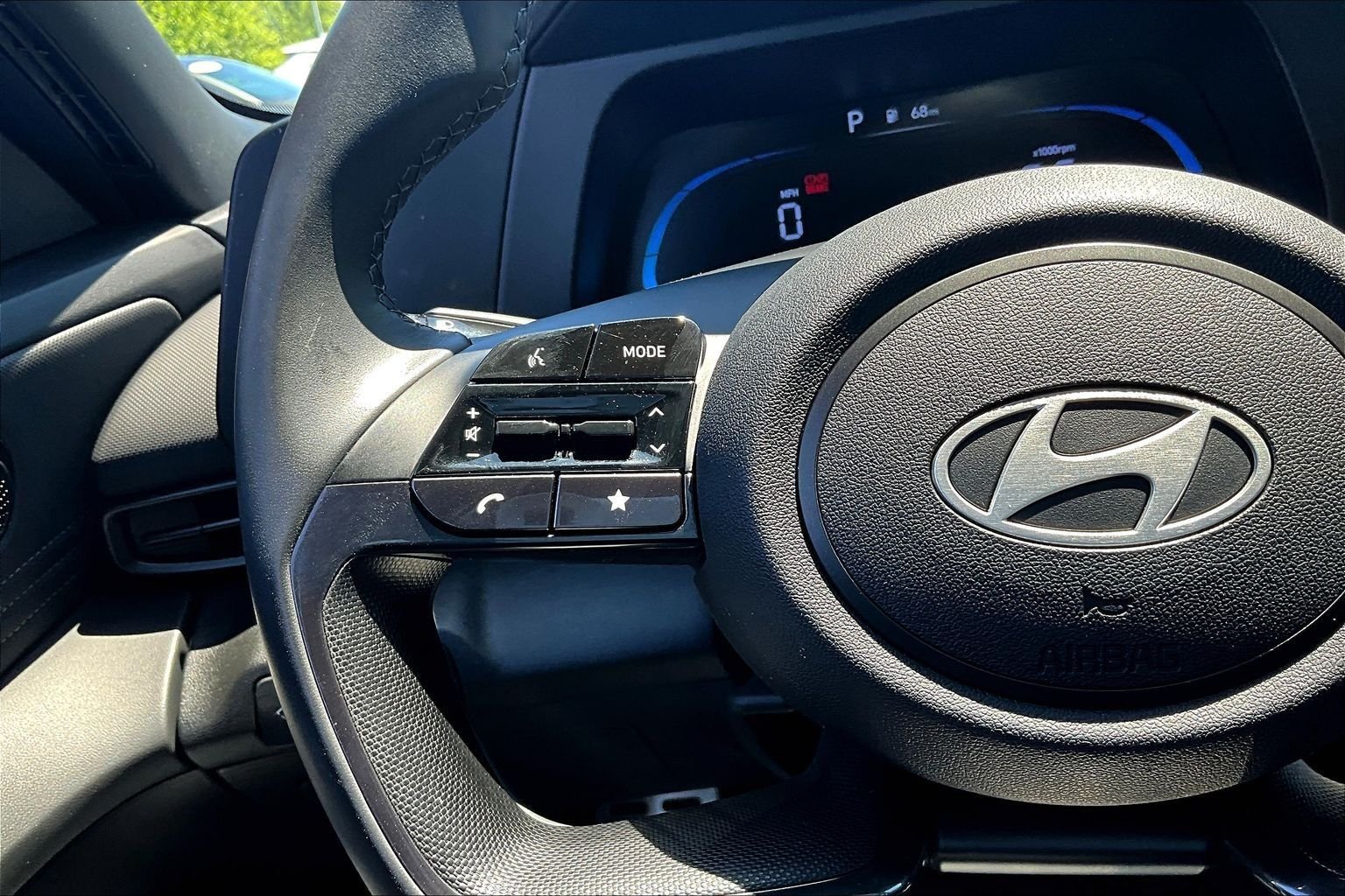 Certified Used 2025 Red Hyundai SEL Sport image 12