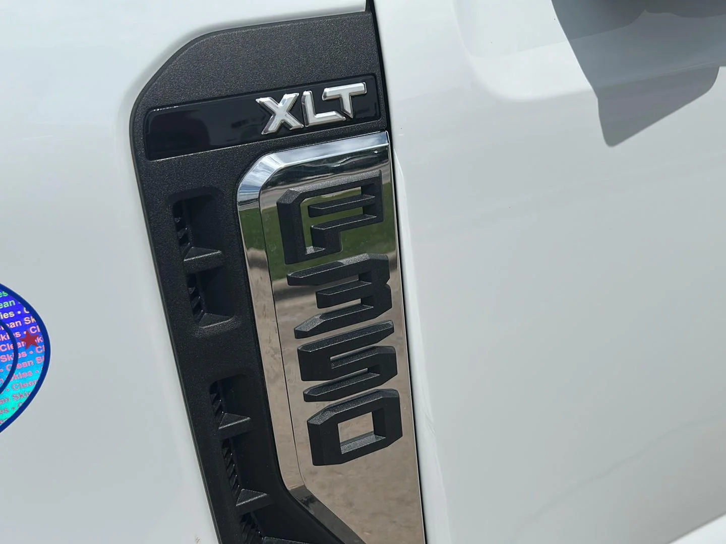 New 2026 Oxford White Ford F-350® XLT image 2