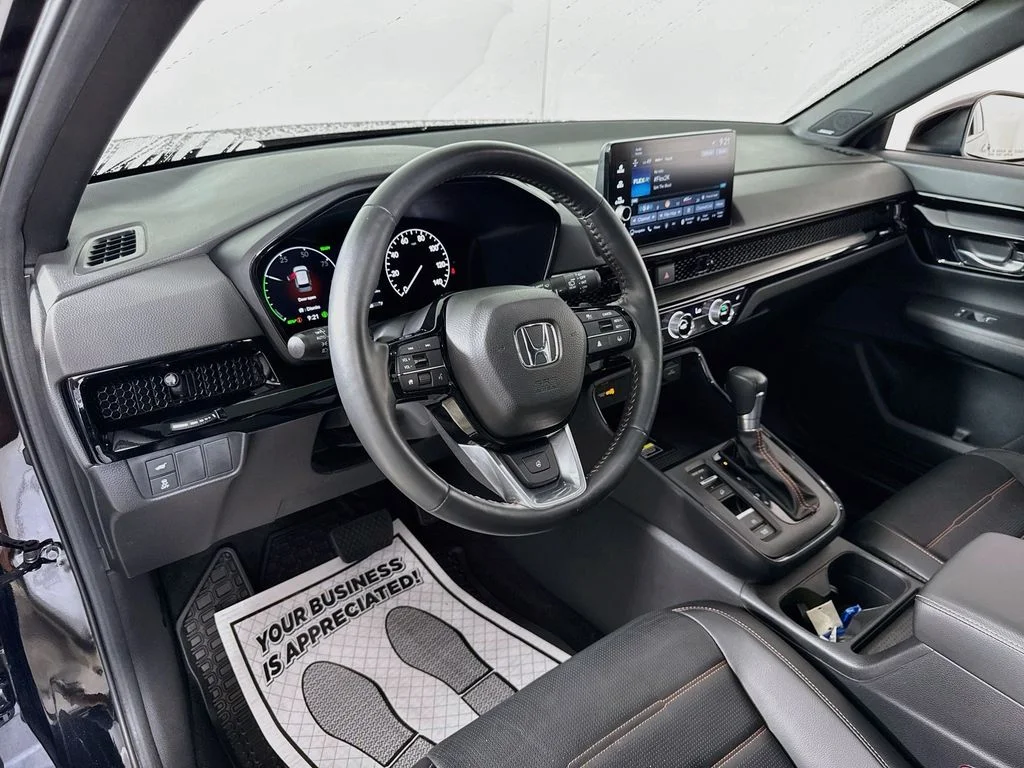 Used 2025  Honda Sport Touring image 16