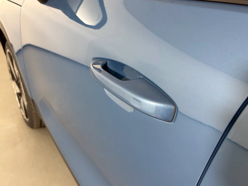 Used 2023 Blue Volvo Ultimate image 11