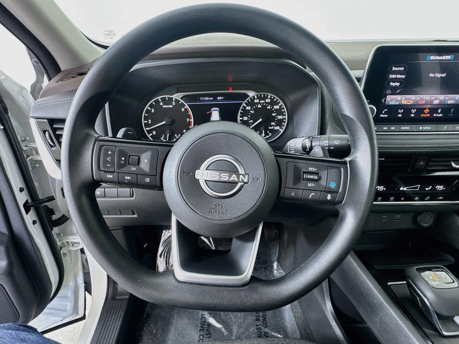 Used 2022 Pearl White Tricoat Nissan SV image 11