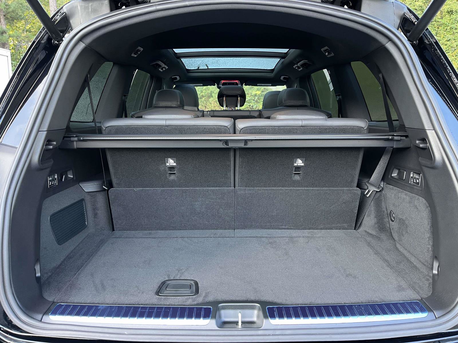 New 2027 Black Mercedes-Benz GLS 450 4MATIC® SUV image 10