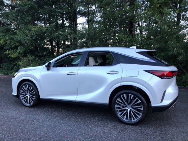 Certified Used 2024 White Pearl Lexus 350 Premium Plus image 6