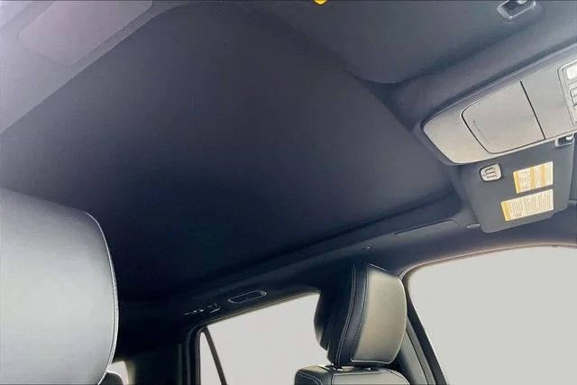 New 2027 Star White Metallic Tri-Coat Ford MAX Platinum image 12