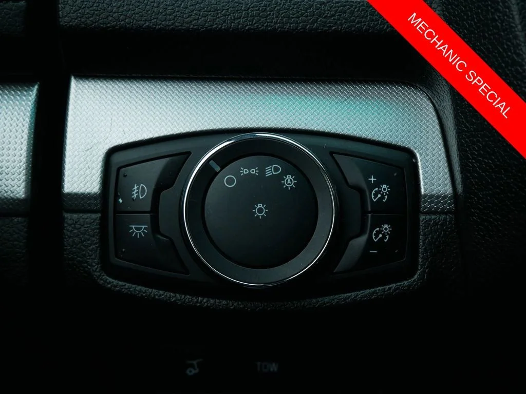 Used 2015  Ford XLT image 15