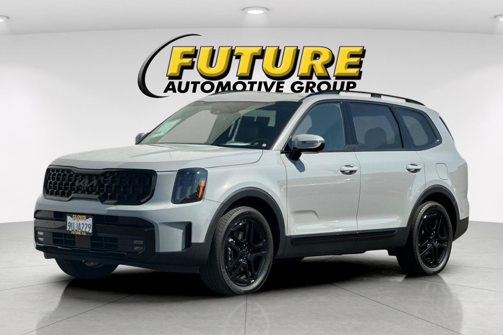 Used 2025 Gray Kia SX-Prestige X-Line image 8