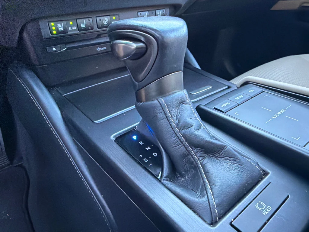 Used 2019 Silver Lexus 350 image 31