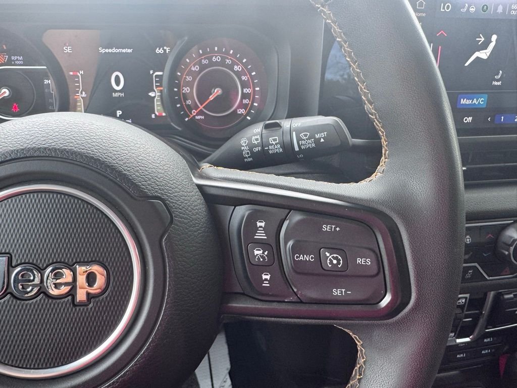 Used 2024 White Jeep Sport image 20