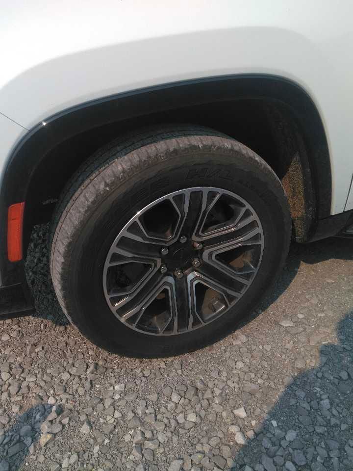 Used 2024 White Jeep Series II image 8