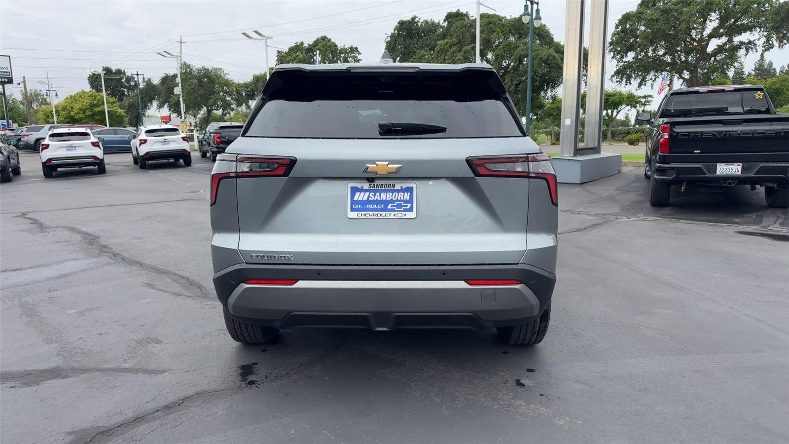 2026 Chevrolet Equinox LT - Photo 2
