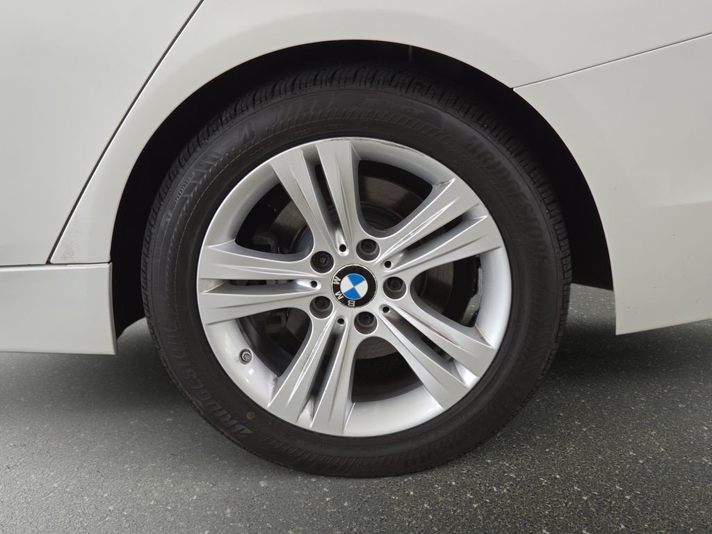Used 2016 Mineral White Metallic BMW 328i xDrive image 31
