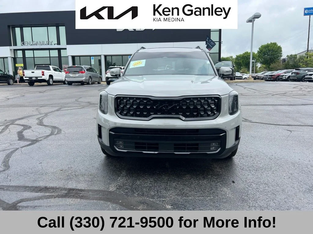 Certified Used 2024 Gray Kia SX X-Line image 4