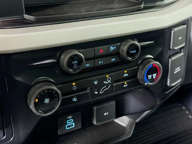 New 2025 Oxford White Ford F-450® XL image 41