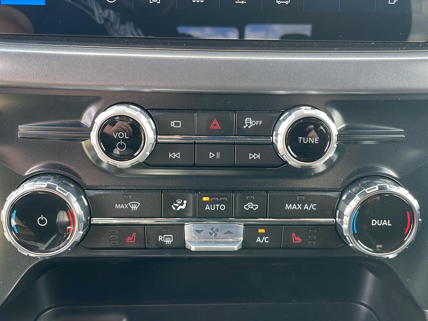 New 2026 Iconic Silver Metallic Ford XLT image 25