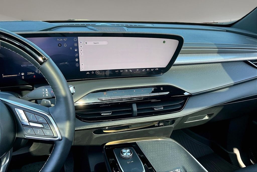 Used 2025 Red Buick Avenir image 6