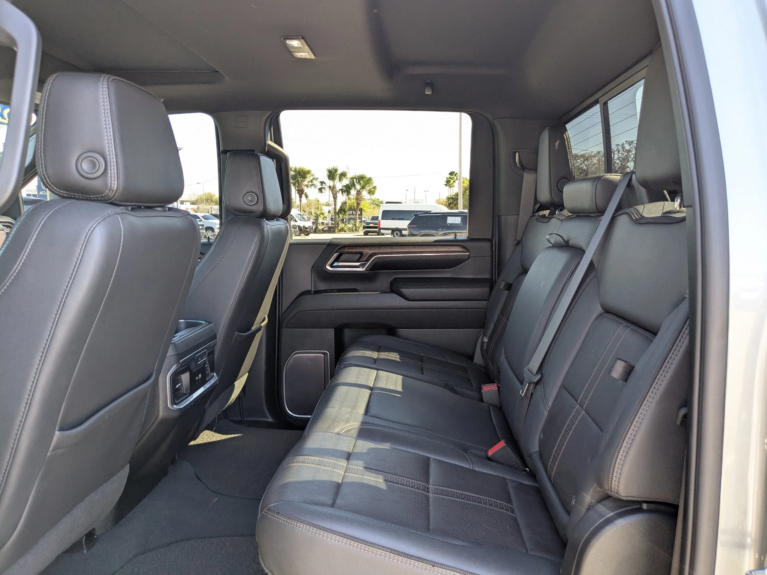 2024 Chevrolet Silverado 3500HD High Country - Photo 16