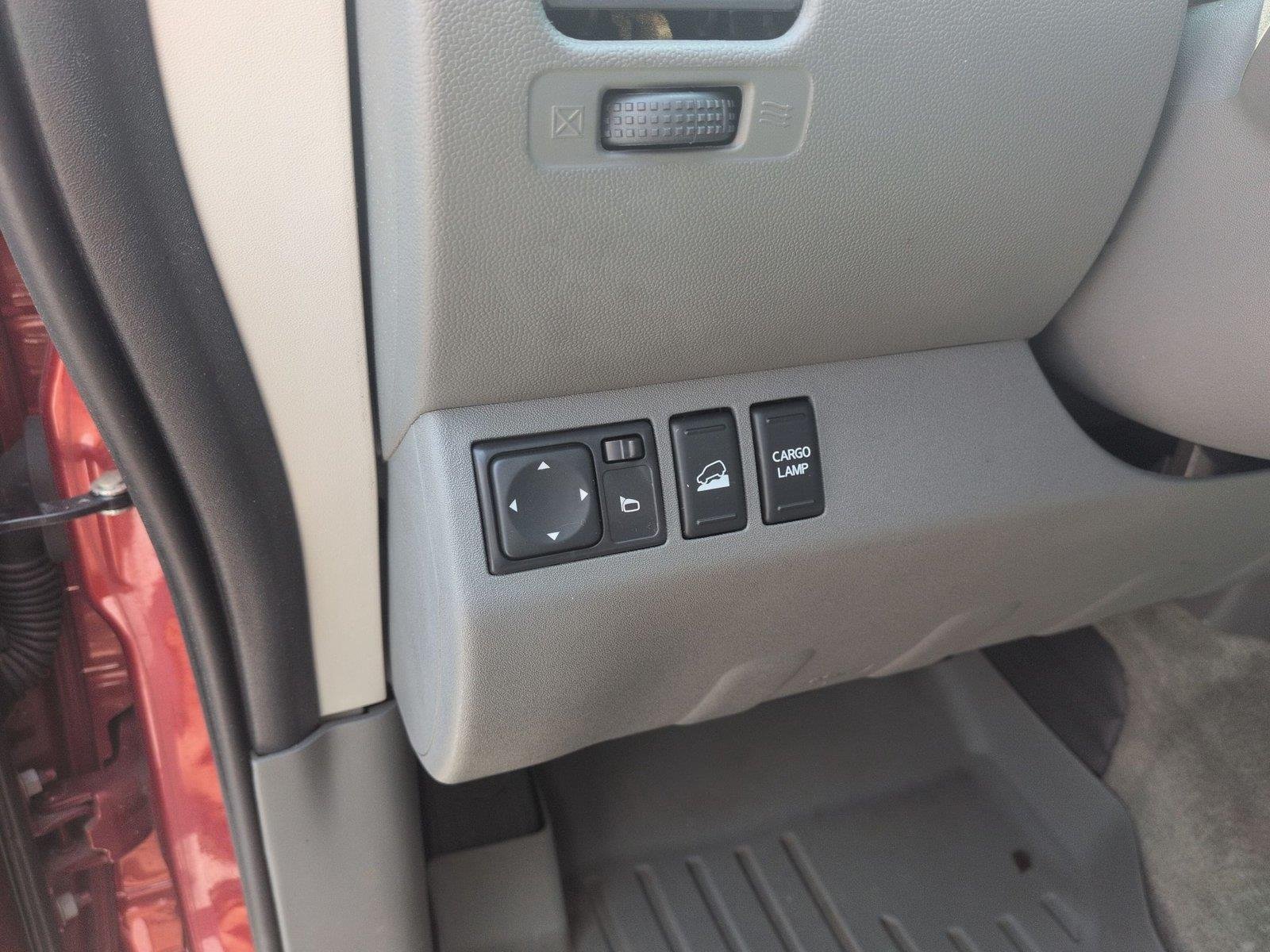 Used 2018 Lava Red Nissan SV V6 image 20