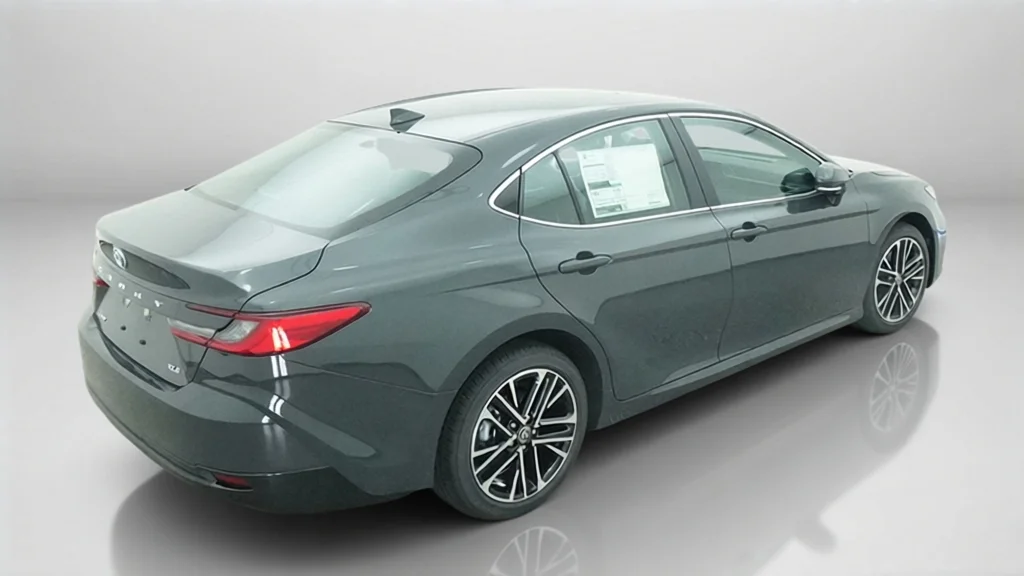 New 2027 Underground Toyota XLE image 9