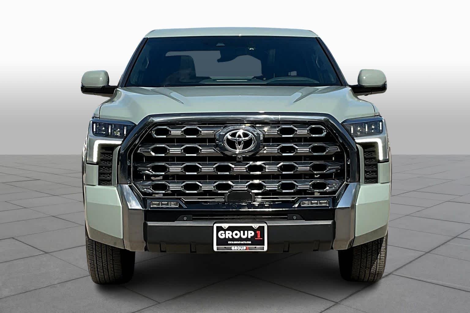 Used 2024 Lunar Rock Toyota Platinum image 4