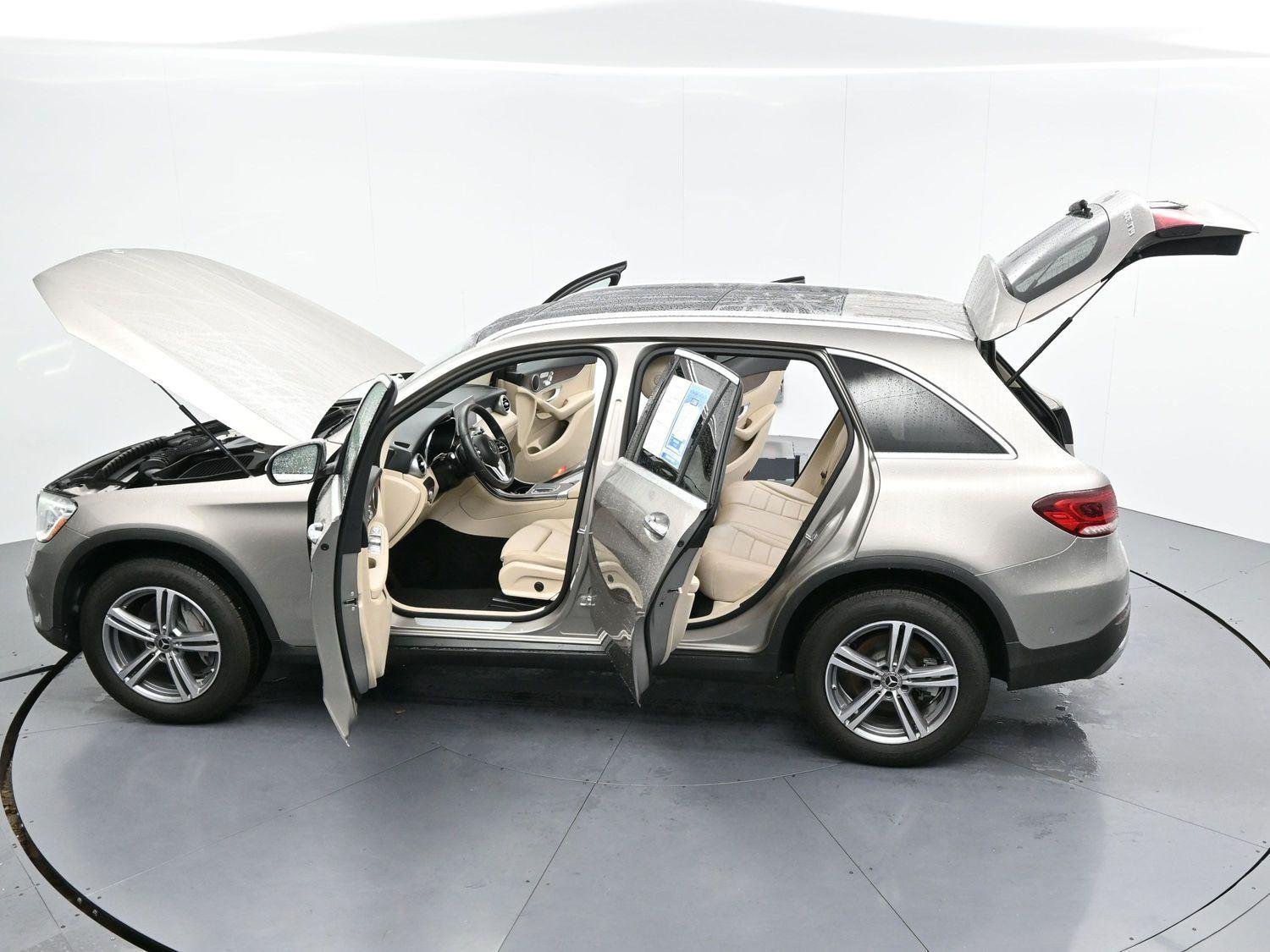 Used 2021 Mojave Silver Metallic Mercedes-Benz GLC 300 image 44