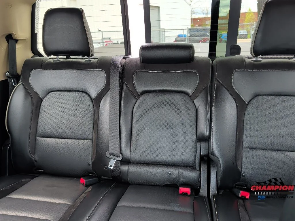 Used 2019 Red Ram Laramie image 27