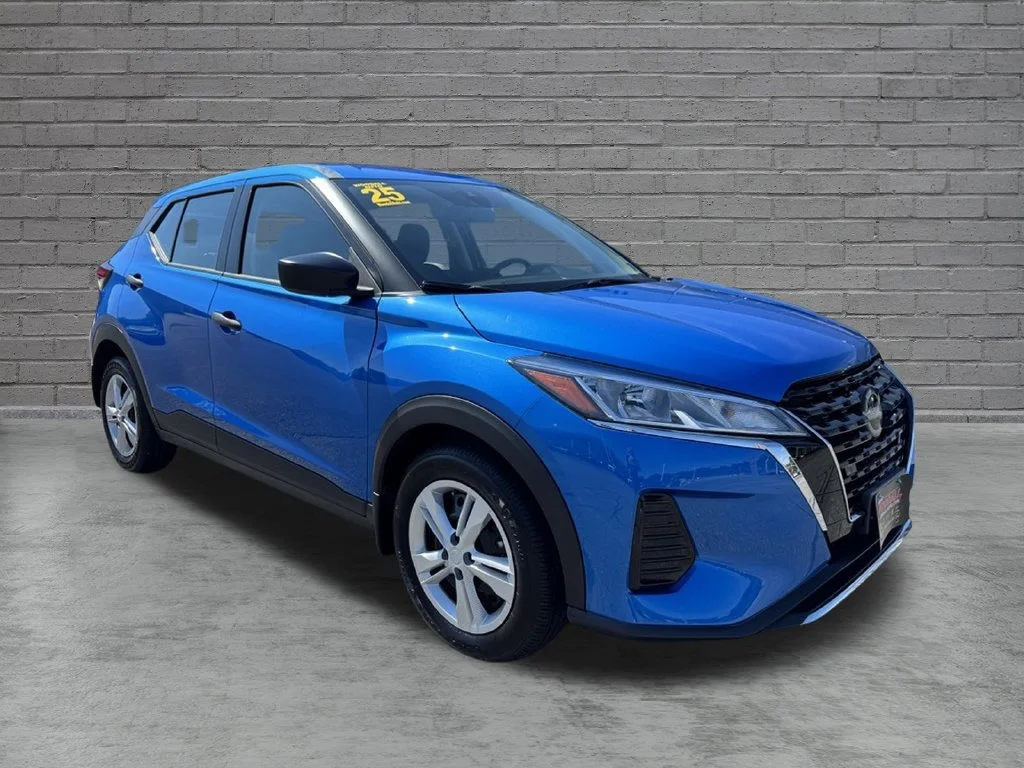 2025 Nissan KICKS PLAY