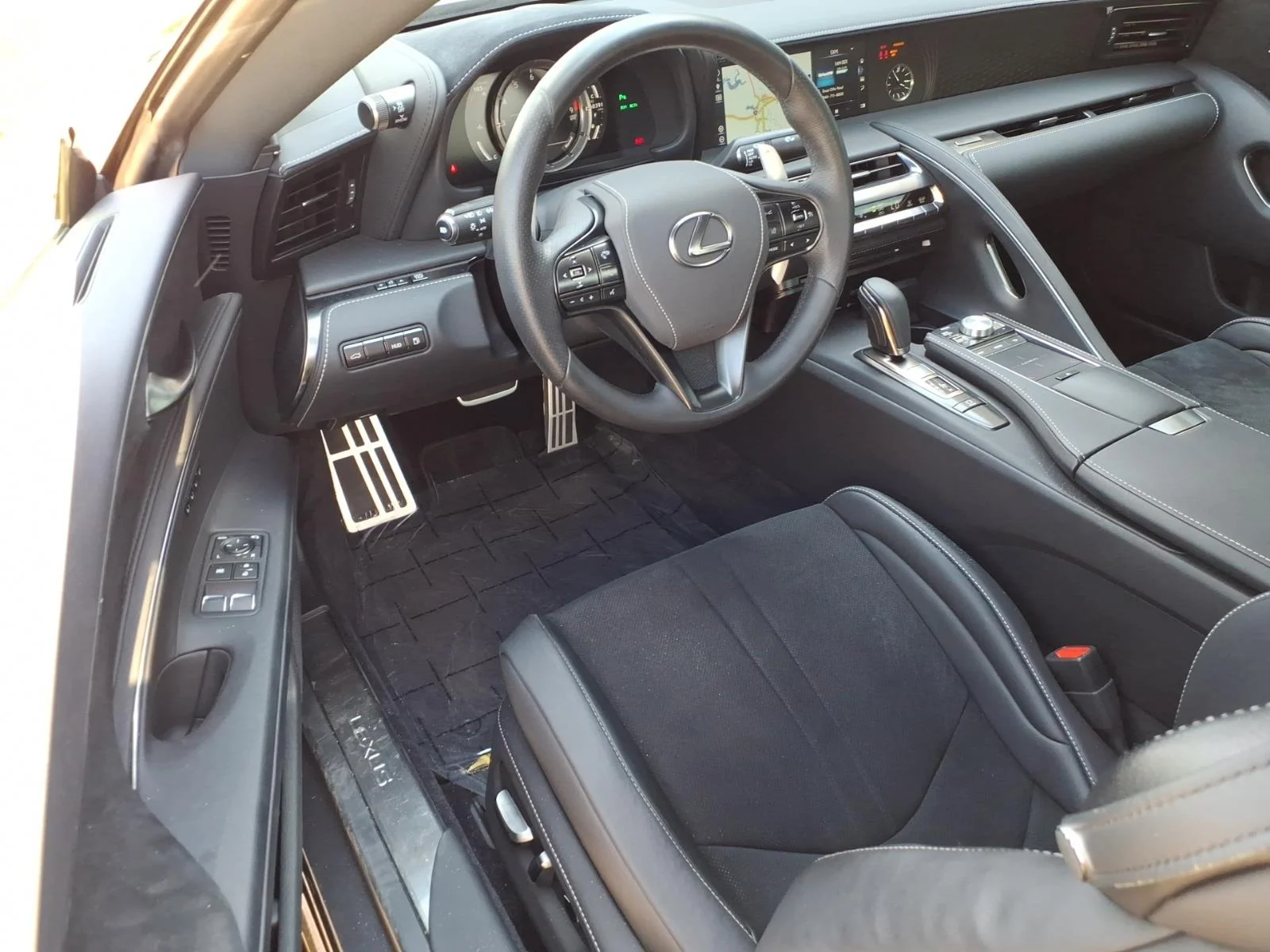 Used 2018 Caviar Lexus Base image 4
