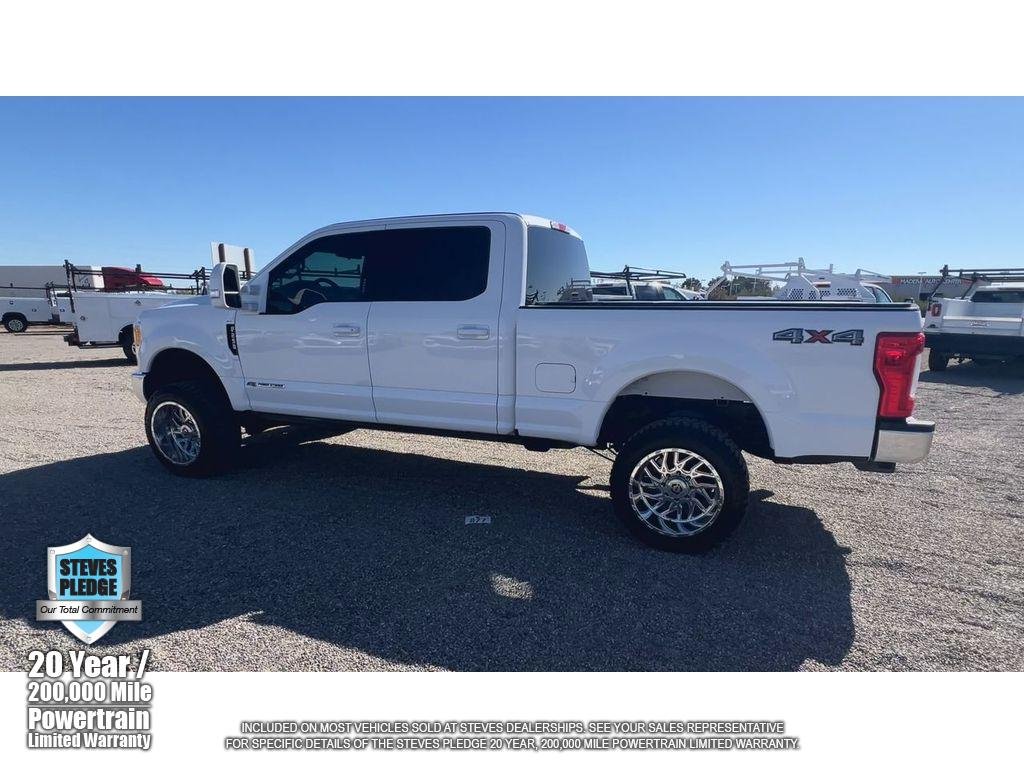 Used 2017 White Ford XLT image 10