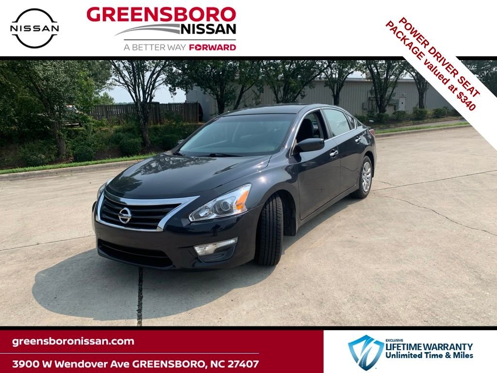 Used 2015 Blue Nissan 2.5 S image 1