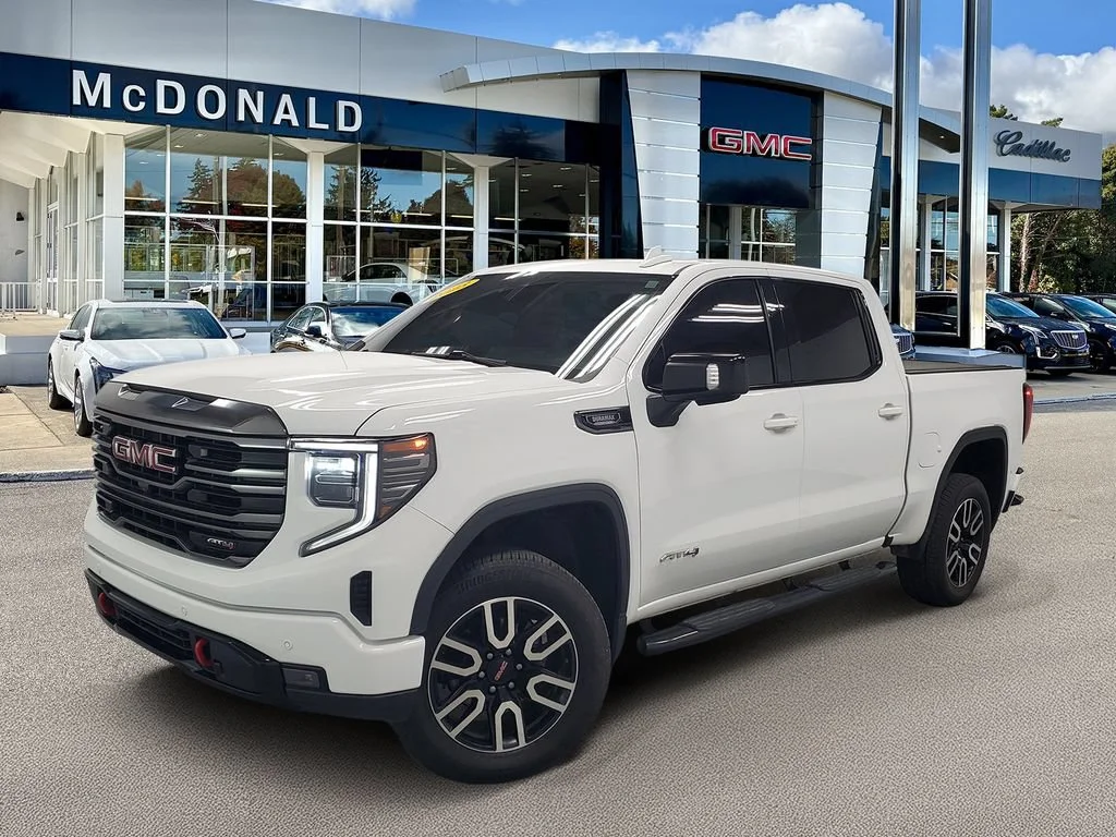 2023 GMC Sierra 4WD Crew Cab Short Box AT4's photo