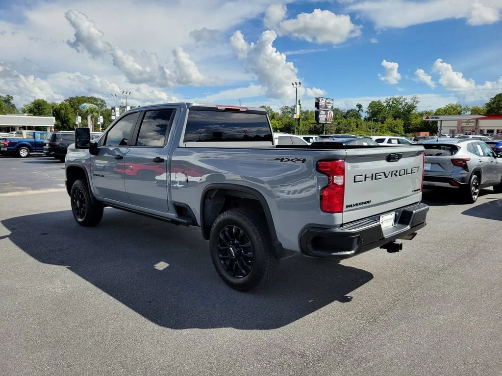 Used 2025 Slate Gray Metallic Chevrolet Custom image 4