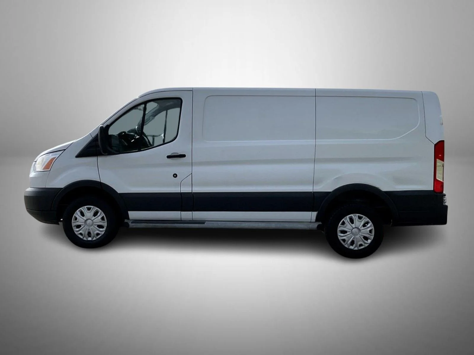 Used 2018 White Ford Base image 8