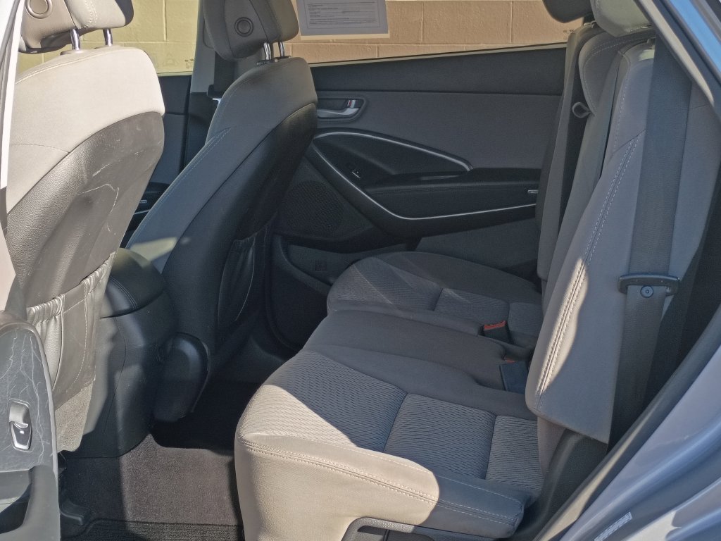Used 2017 Iron Frost Hyundai SE image 16