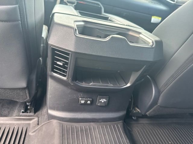 Used 2025  Toyota SR5 image 18
