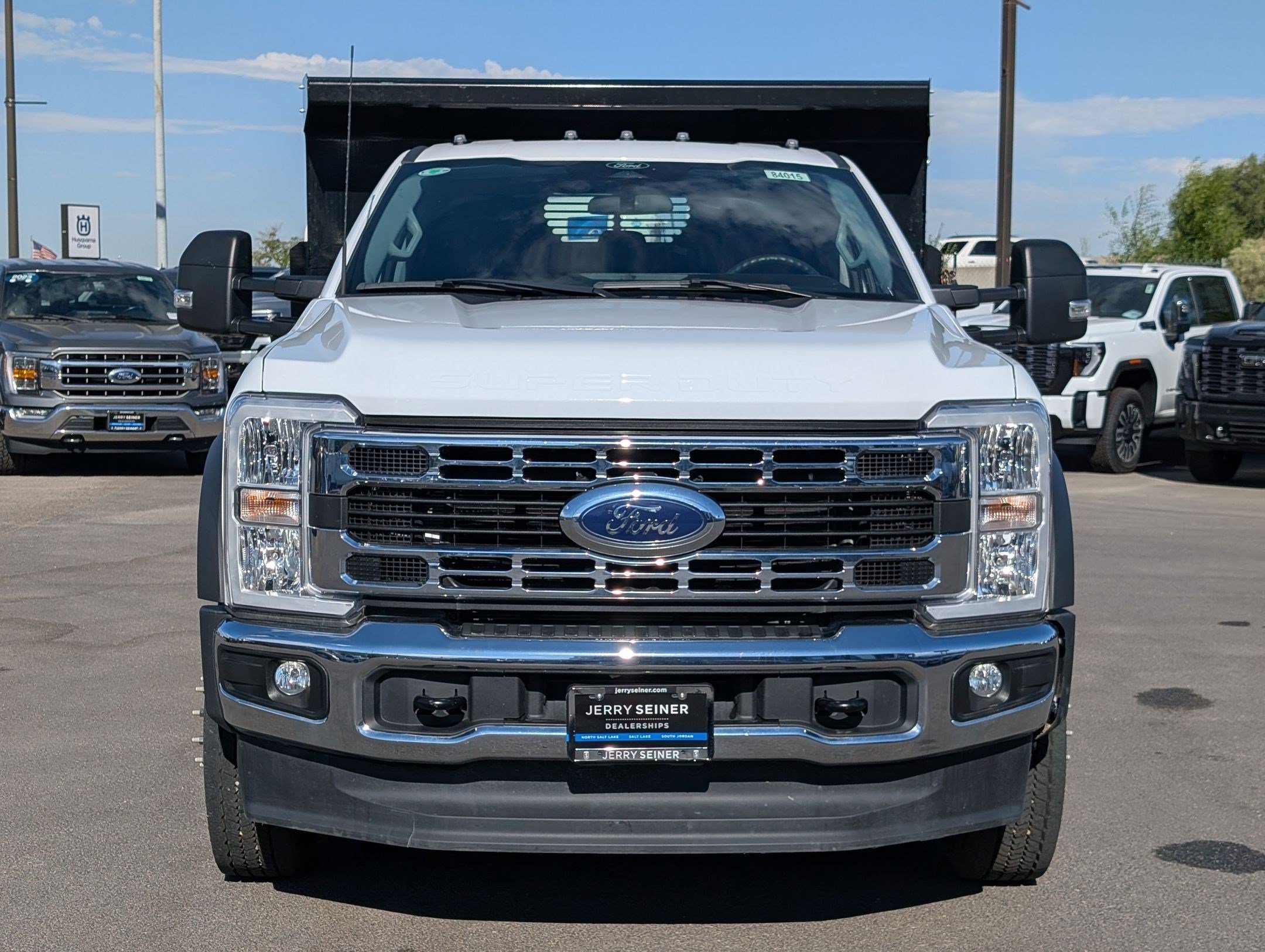 Used 2024  Ford XL image 8