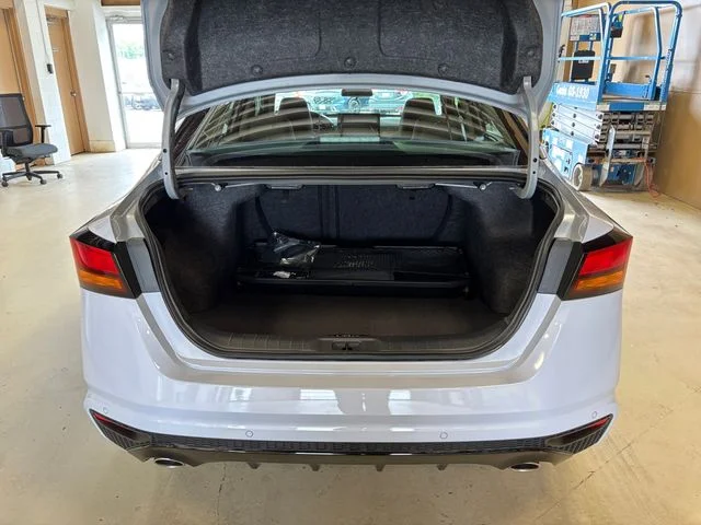 New 2026 Gray Sky Super Black Nissan SR image 16