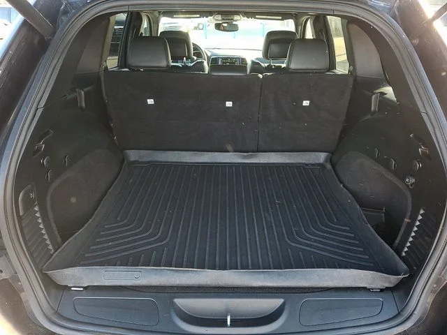 Used 2018 Gray Jeep Altitude image 28