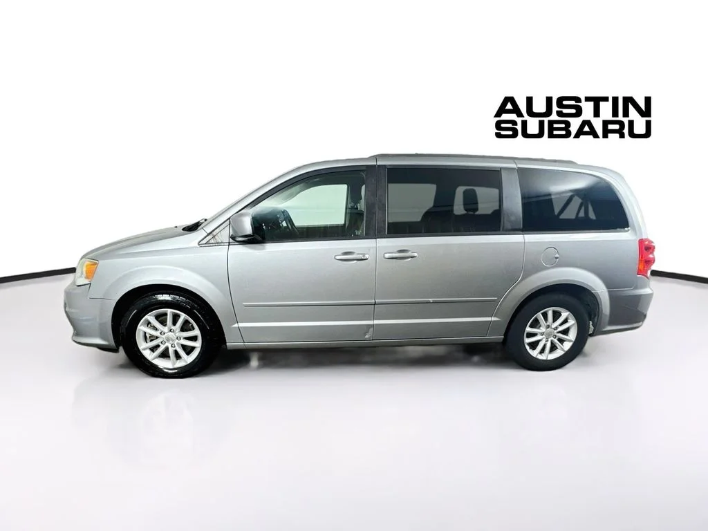 Used 2015 Silver Dodge SXT image 4