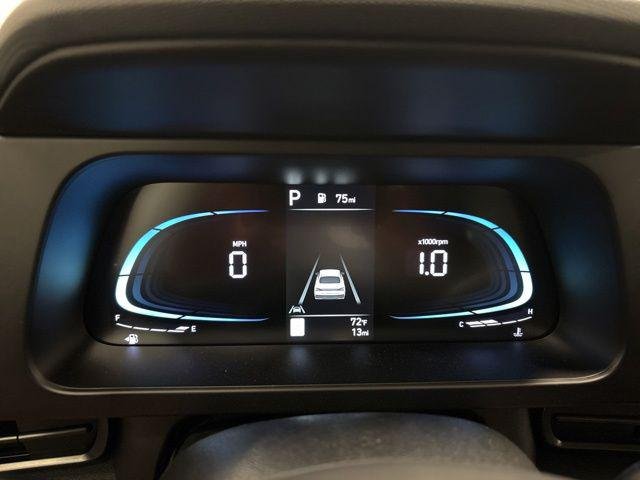 New 2026 White Hyundai SEL Sport Premium image 15