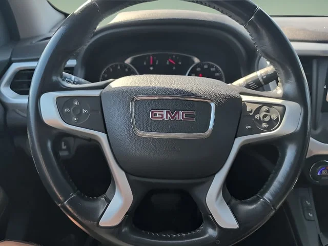 Used 2019 Summit White GMC SLE-2 image 18