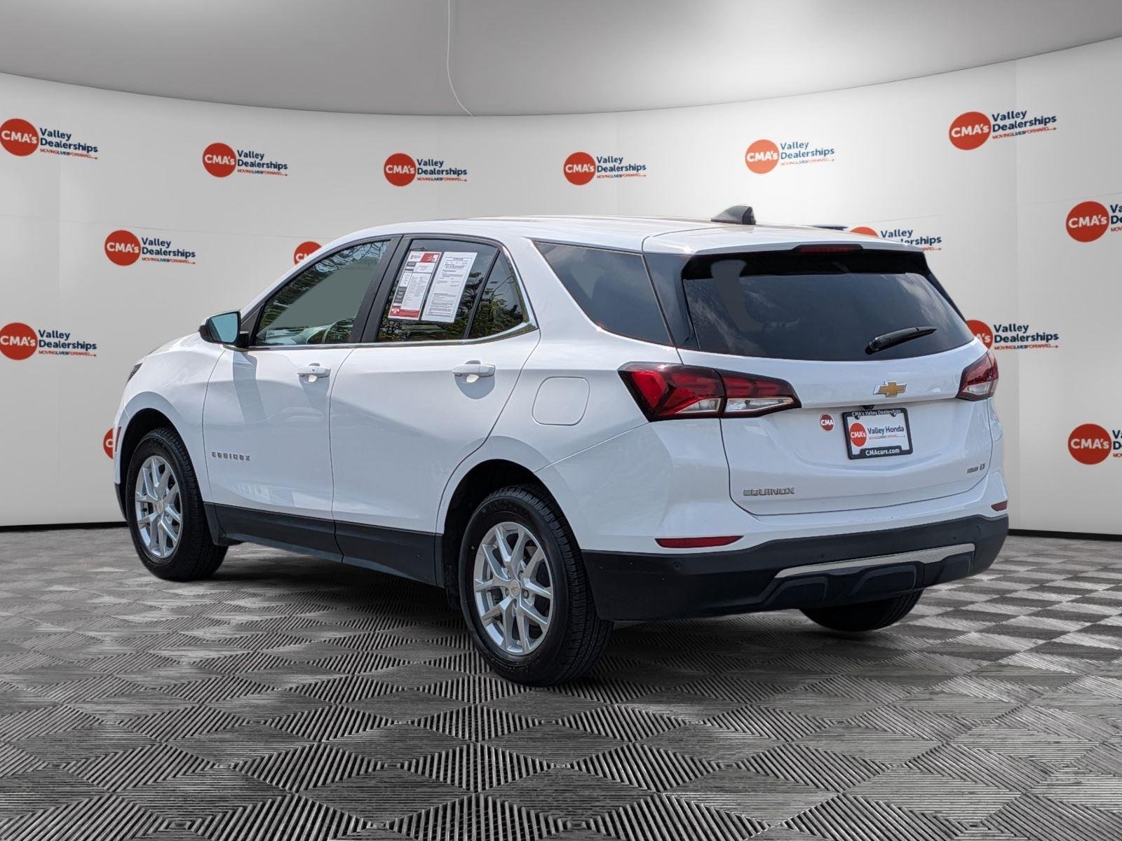 Used 2022 Summit White Chevrolet LT image 7