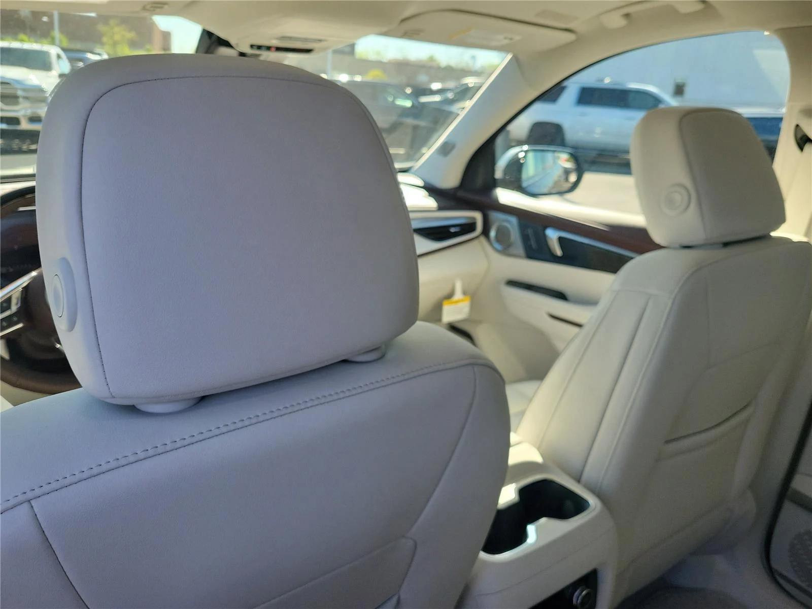 New 2026 Moonstone Gray Metallic Buick Avenir image 16