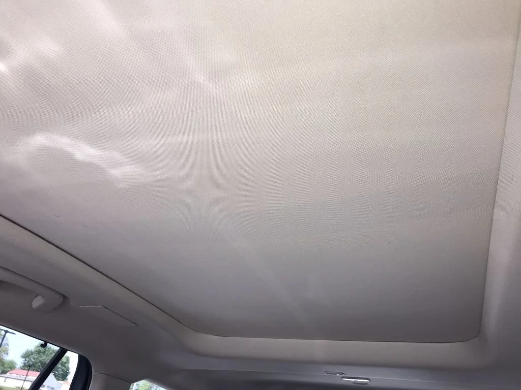 Used 2021 White Lincoln Reserve image 22