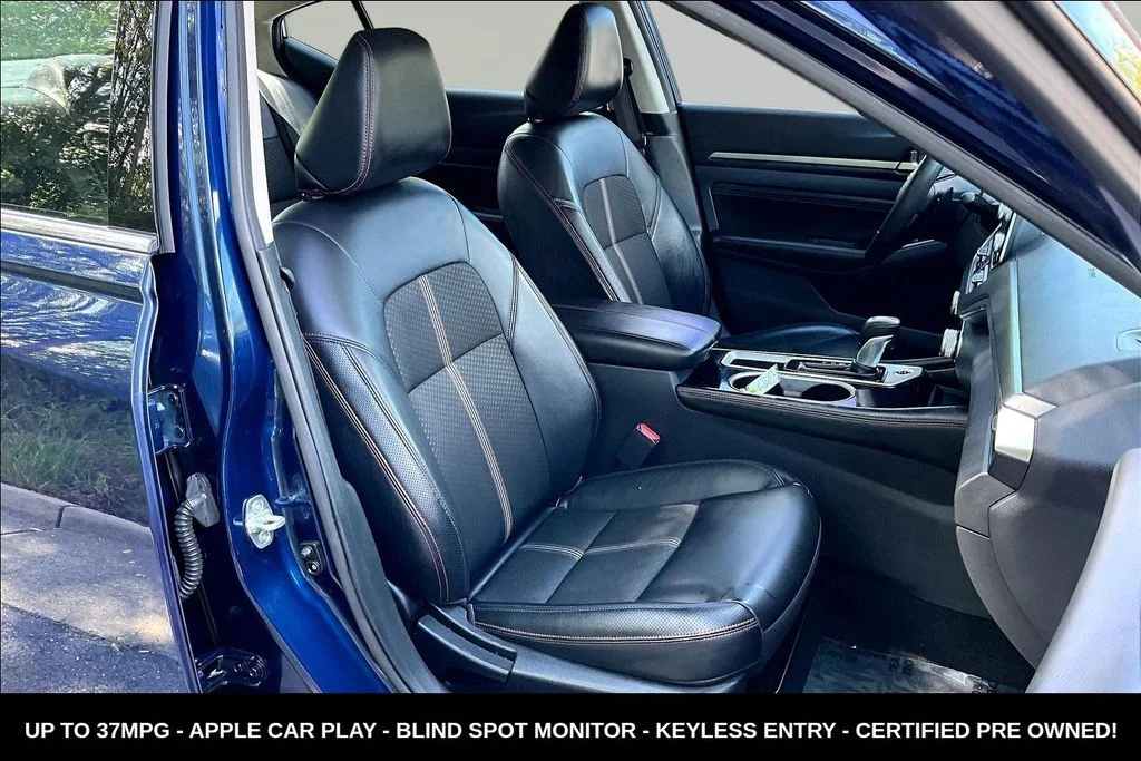 Used 2023 Blue Nissan 2.5 SR image 27