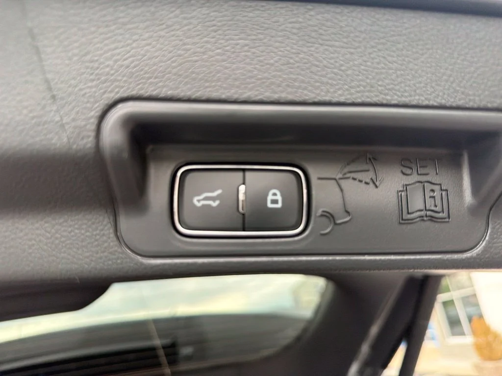 New 2027 Carbonized Gray Metallic Ford ST-Line image 14